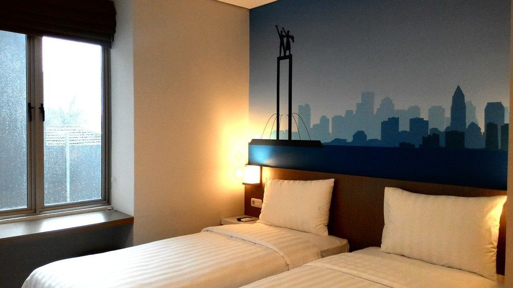Everyday Smart Hotel Mayestik Jakarta Bagian luar foto
